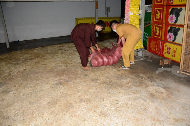 Continuing to support people in need in the Covid-19 pandemic of Hoang Phap Pagoda (series 7)